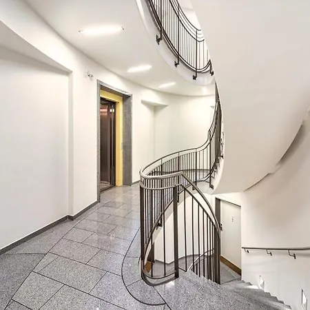 139 M² Familienwohnung In Haidhausen - 4 Schlafzimmer * Mnichov
